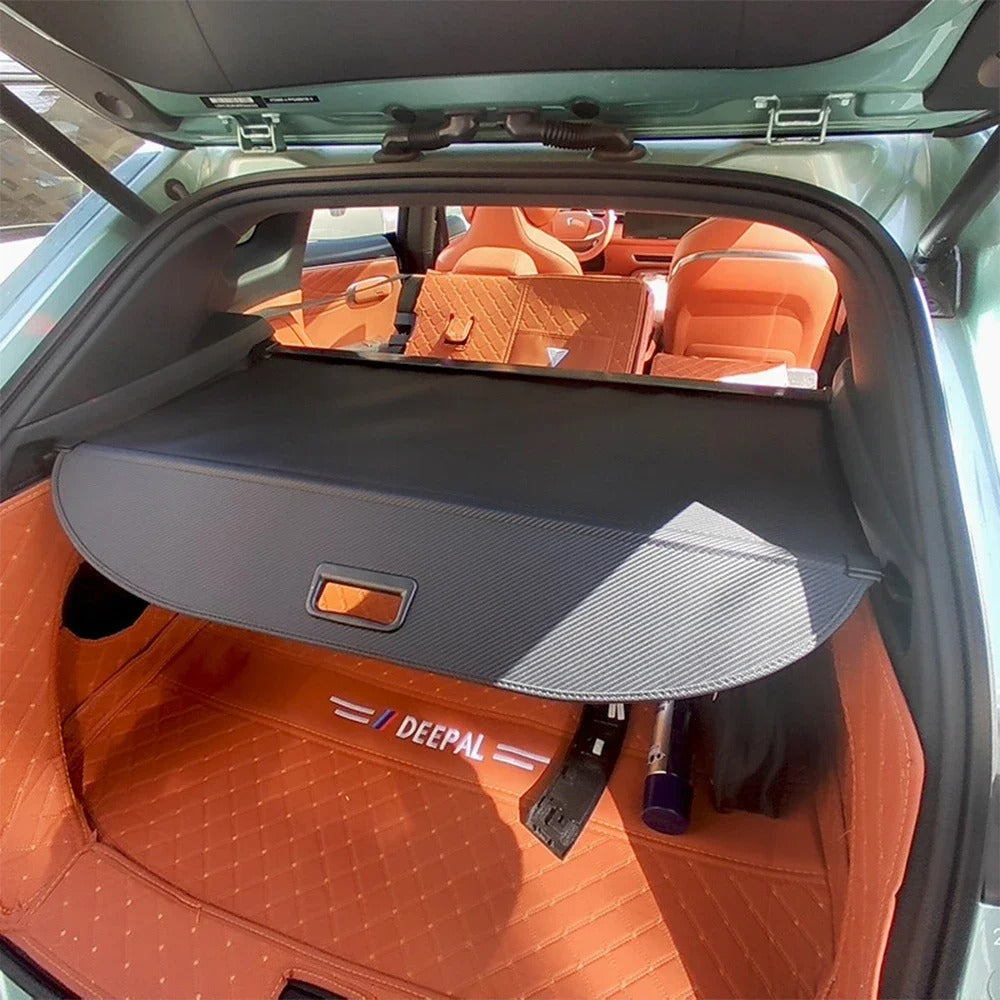 Universal Fit Rear Trunk Security Cover – Retractable Cargo Shade with Alloy Frame & PVC Material
