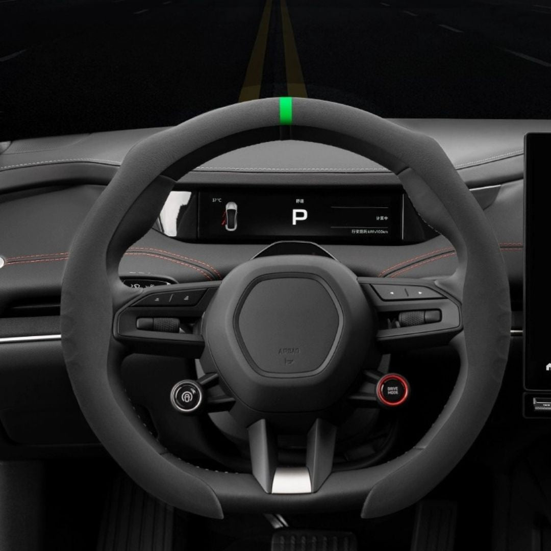 Suede Steering Wheel Cover – Anti-Slip, Ultra-Thin, 4-Season Universal Fit for D-Shaped Wheels (VW, BMW, etc.)
